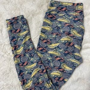 LuLaRoe Paisley Leggings